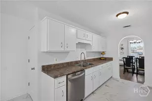 2201 Driftwood Ln, Hinesville, GA 31313 - Photo 8