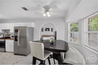2201 Driftwood Lane, Hinesville, GA 31313 - Photo 6