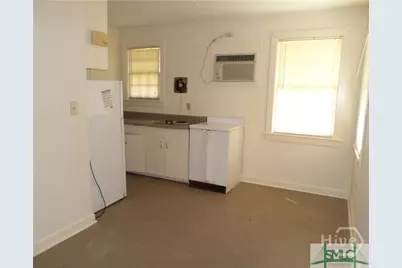 2302 E 40th Street #B, Savannah, GA 31404 - Photo 2