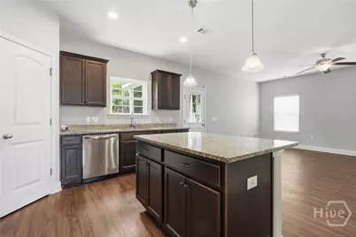 349 Coconut Drive, Savannah, GA 31407 - Photo 10