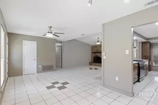 601 Leaning Oaks Dr, Savannah, GA 31410 - Photo 10