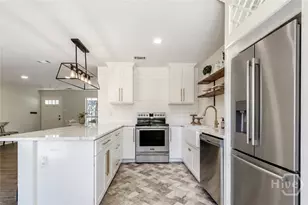 1609 Walthour Rd, Savannah, GA 31410 - Photo 8
