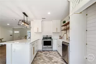 1609 Walthour Rd, Savannah, GA 31410 - Photo 8