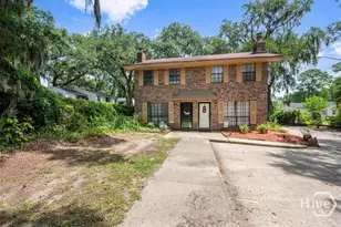 2220 E Victory Dr, Savannah, GA - Photo 1