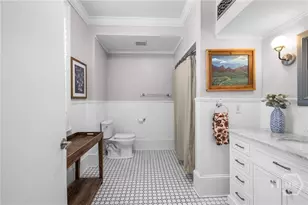 219 Abercorn St, Savannah, GA 31401 - Photo 22