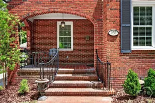 630 E 55th St, Savannah, GA 31405 - Photo 4