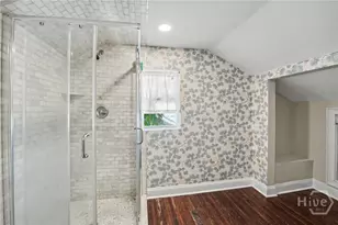 1124 E 37th St, Savannah, GA 31404 - Photo 22