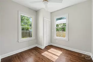 1124 E 37th St, Savannah, GA 31404 - Photo 16