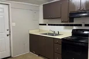 317 Strickland St, Hinesville, GA 31313 - Photo 4