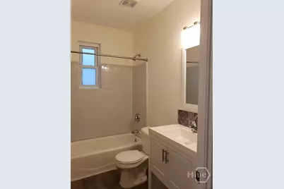 732 E Henry Street, Savannah, GA 31401 - Photo 10
