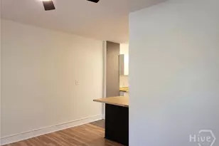 732 E Henry St, Savannah, GA 31401 - Photo 4