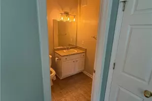 9201 Walden Park Dr, Savannah, GA 31410 - Photo 18