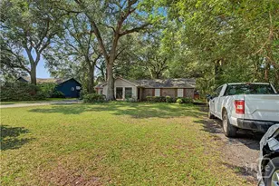 295 Kelly Davis Rd, Richmond Hill, GA 31324 - Photo 6