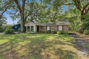 295 Kelly Davis Rd, Richmond Hill, GA 31324 - Photo 4