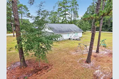 30 Vandiver Street, Pembroke, GA 31321 - Photo 8