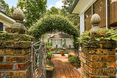 133 E 50th Street, Savannah, GA 31405 - Photo 26