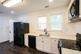 1904 E 51st St, Savannah, GA 31405 - Photo 6