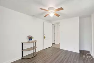 17 Russell Ave, Savannah, GA 31408 - Photo 22