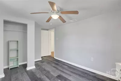 17 Russell Avenue, Savannah, GA 31408 - Photo 24