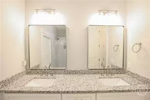 417 W 32nd St, Savannah, GA 31401 - Photo 18