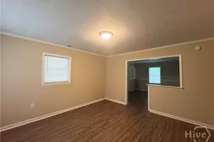 100 N Main St, Pembroke, GA 31321 - Photo 2