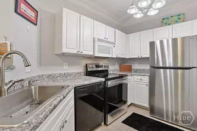 2823 Whitemarsh Way, Savannah, GA 31410 - Photo 10