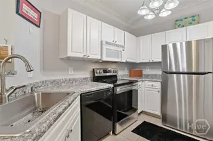 2823 Whitemarsh Way, Savannah, GA 31410 - Photo 10