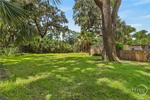 1461 Queensbury St, Savannah, GA 31406 - Photo 26