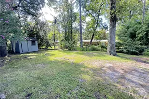 319 Windsor Rd, Savannah, GA 31419 - Photo 16