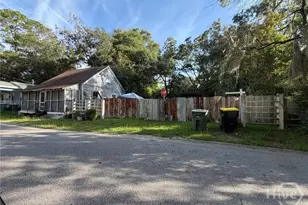 110 W 55th St, Savannah, GA 31405 - Photo 2