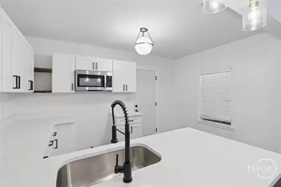 1306 E 54th Street, Savannah, GA 31404 - Photo 10
