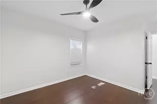 1306 E 54th St, Savannah, GA 31404 - Photo 16