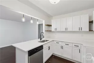 1306 E 54th St, Savannah, GA 31404 - Photo 8