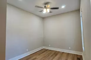 521 W 38th St, Savannah, GA 31415 - Photo 28