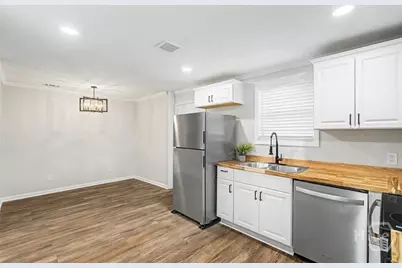 232 Sugden Street, Savannah, GA 31415 - Photo 6
