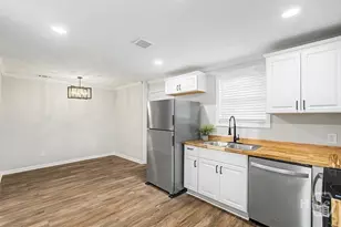 232 Sugden St, Savannah, GA 31415 - Photo 6