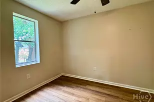 2032 Eppinger St, Savannah, GA 31415 - Photo 14