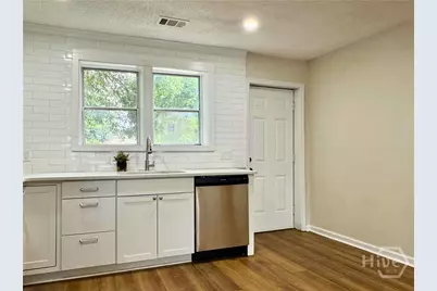 2032 Eppinger Street, Savannah, GA 31415 - Photo 8