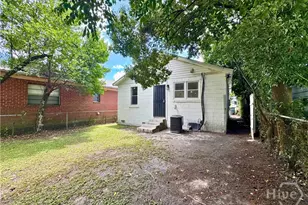 2032 Eppinger St, Savannah, GA 31415 - Photo 16