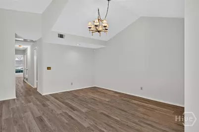 459 Mall Boulevard #26, Savannah, GA 31406 - Photo 8
