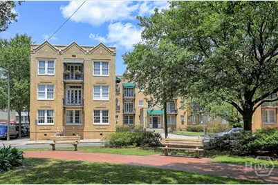 210 E State Street #16, Savannah, GA 31401 - Photo 2