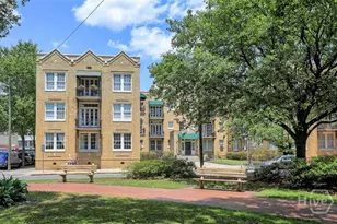 210 E State St, Savannah, GA 31401 - Photo 2