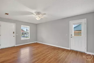 722 Cindy Lane, Hinesville, GA 31313 - Photo 6