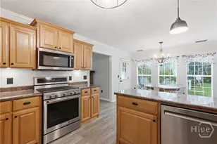126 Holcomb St, Savannah, GA 31406 - Photo 12