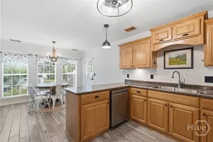 126 Holcomb St, Savannah, GA 31406 - Photo 10