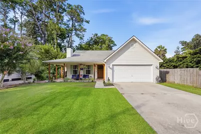 126 Holcomb Street, Savannah, GA 31406 - Photo 1