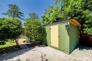 18 E 61st St, Savannah, GA 31405 - Photo 44