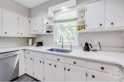 18 E 61st Street, Savannah, GA 31405 - Photo 22