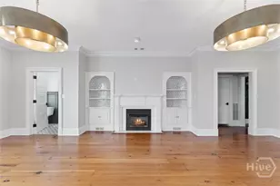 24 E Liberty St, Savannah, GA 31401 - Photo 14