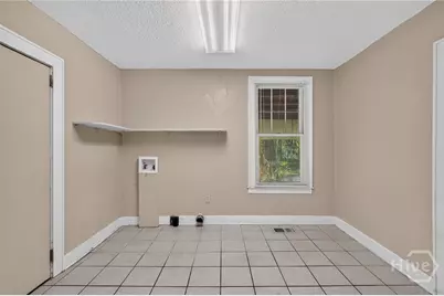 9794 Whitefield Avenue, Savannah, GA 31406 - Photo 8